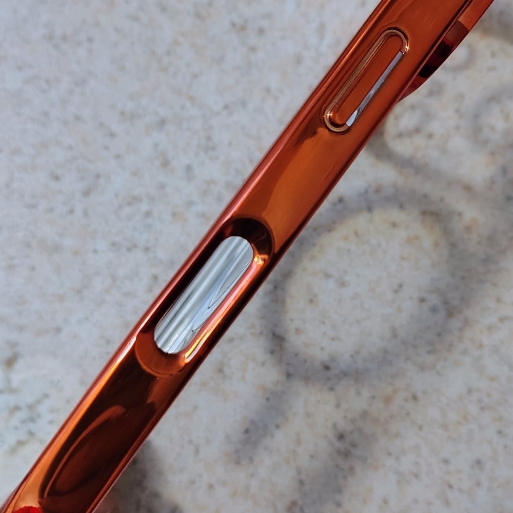 iPhone 17 Pro Magnetic Case - Picture 3 of 6